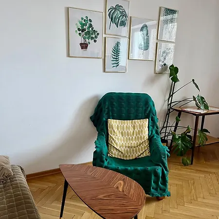 Wilson Apartment *
